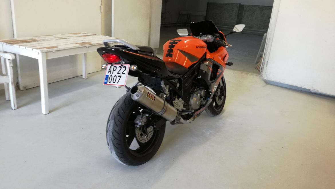Hyosung GT650R billede 5