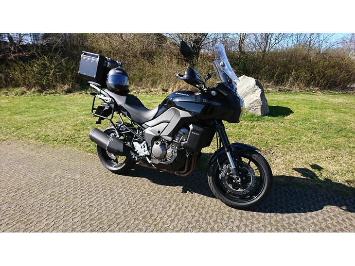 {{currentPhoto.altText}} billede {{currentPhoto.number}}