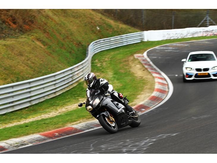 {{currentPhoto.altText}} billede {{currentPhoto.number}}