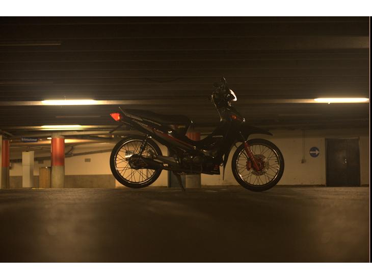 {{currentPhoto.altText}} billede {{currentPhoto.number}}