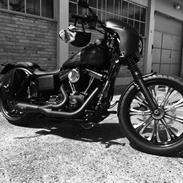 Harley Davidson Dyna street bob