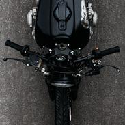 Honda cb 750 f    "caferacer"