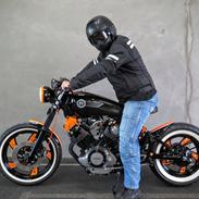 Yamaha XV 750 Bobber/Cafe Racer (SOLGT)
