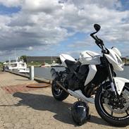 Kawasaki Z750 ABS