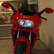 Ducati 916 st4