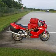 Ducati 916 st4