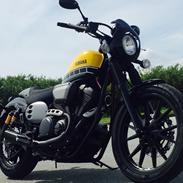 Yamaha Xv950 bolt racer