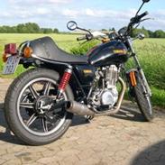 Yamaha SR500