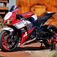 Honda CBR1000RR Fireblade SC59