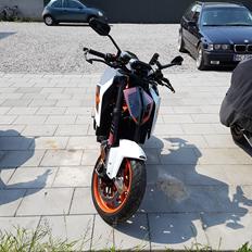 KTM Super Duke 1290 R