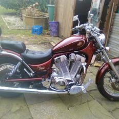 Suzuki intruder vs 1400