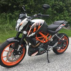 KTM 390 Duke