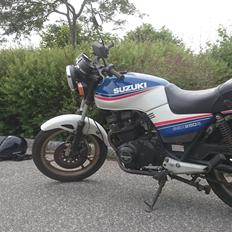 Suzuki GSX250E(S)