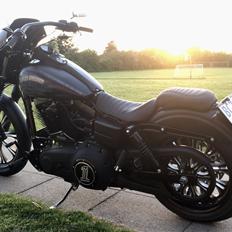Harley Davidson Dyna street bob 