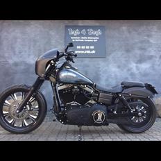 Harley Davidson Dyna street bob 