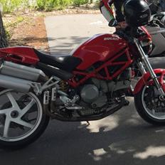 Ducati Monster S2R 1000