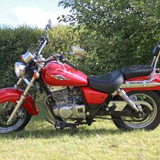 Suzuki GZ 250 Marauder