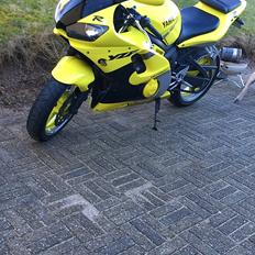 Yamaha YZF R6