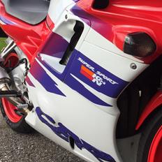 Honda CBR 600 F2 PC25