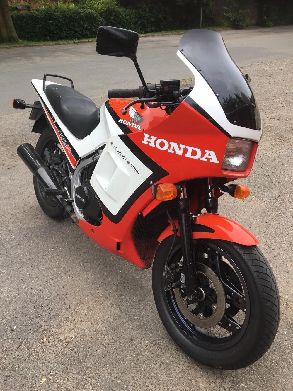 Honda VF 500 F2 billede 2