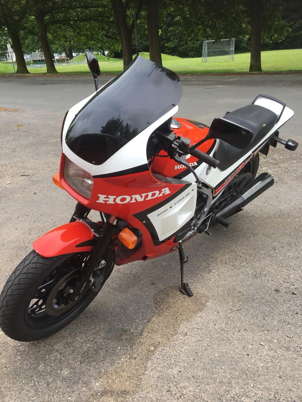 Honda VF 500 F2 billede 3