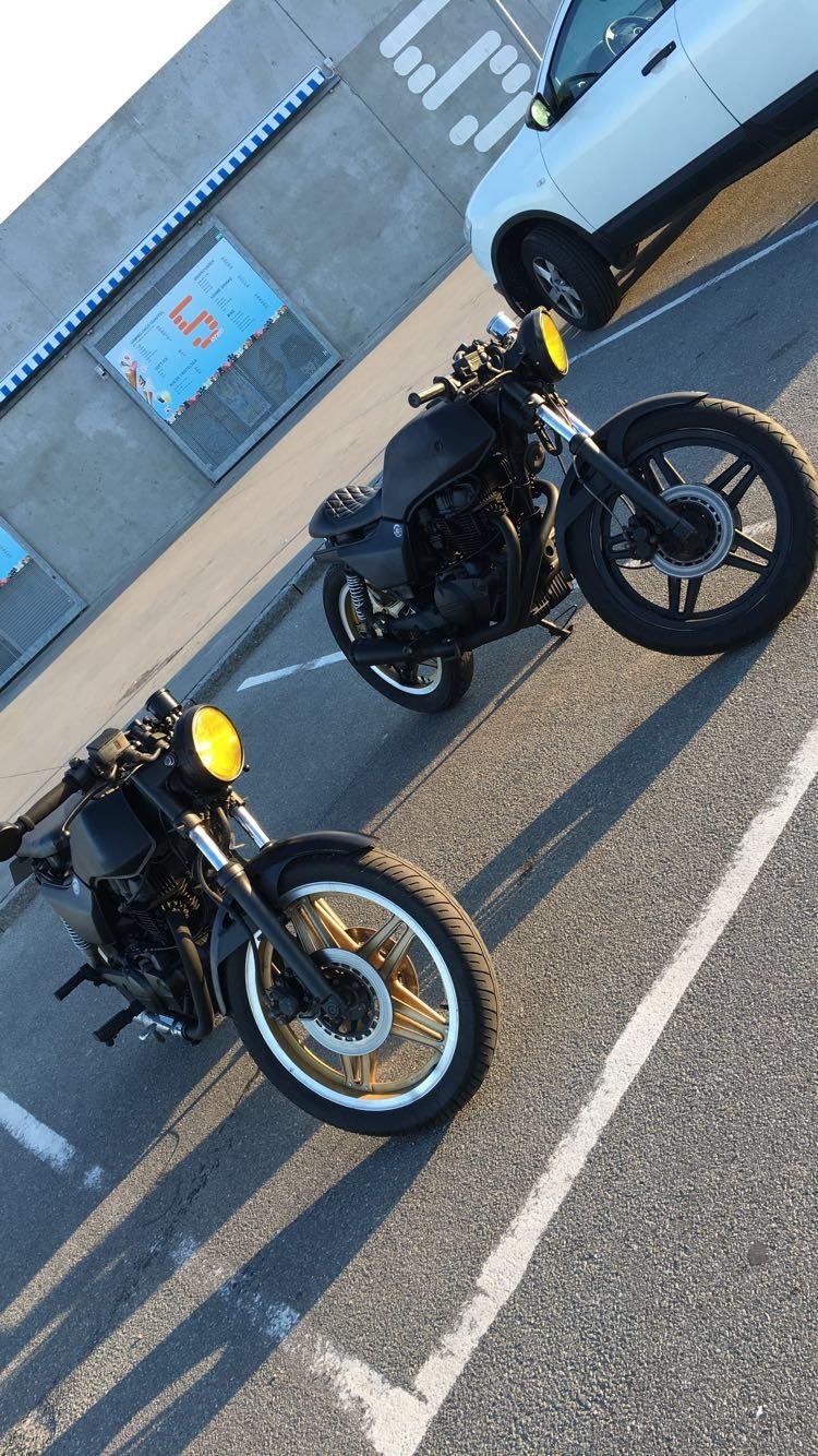 Honda CB400N Cafe Racer billede 2