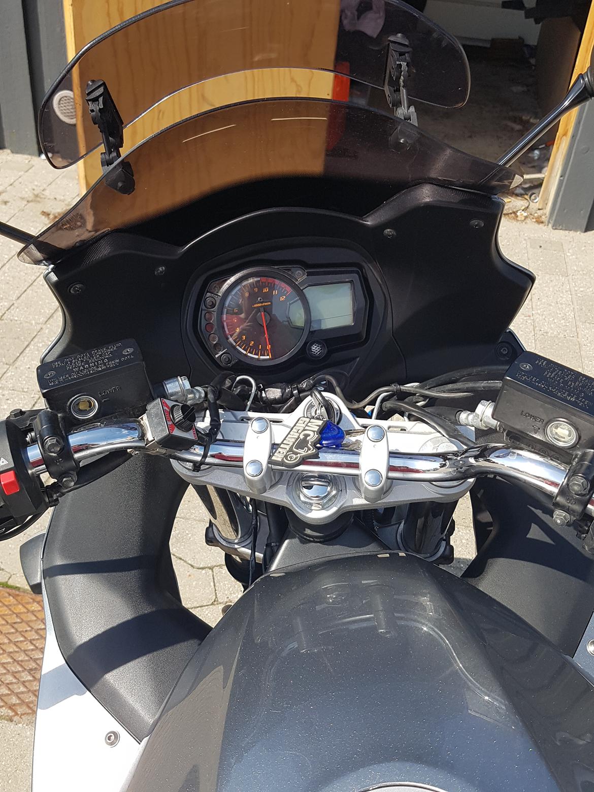 Suzuki GSX 1250 Fa billede 3