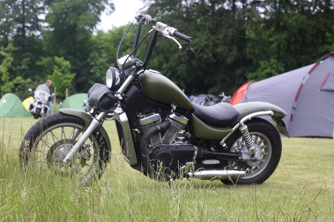 Suzuki Intruder VS 700 billede 6