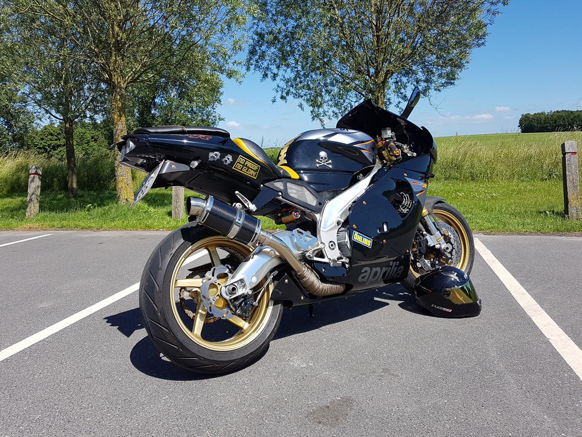 Aprilia RSV 1000R Mille billede 1