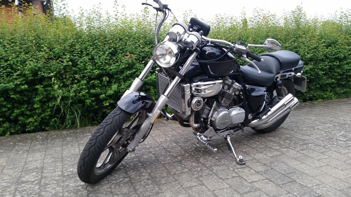 Honda Super magna billede 1