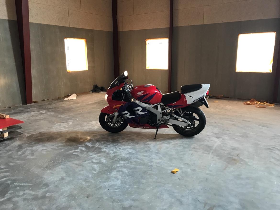 Honda CBR 900 RR Fireblade billede 1