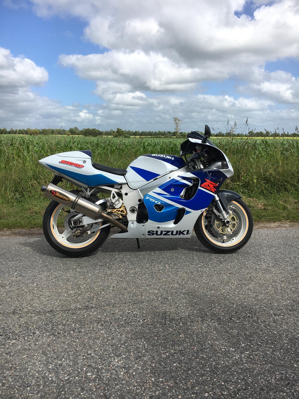 Suzuki GSXR 750 SRAD billede 1
