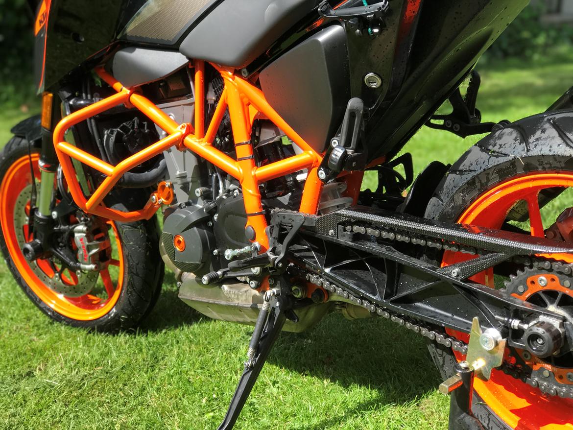 KTM 690 Duke R billede 2