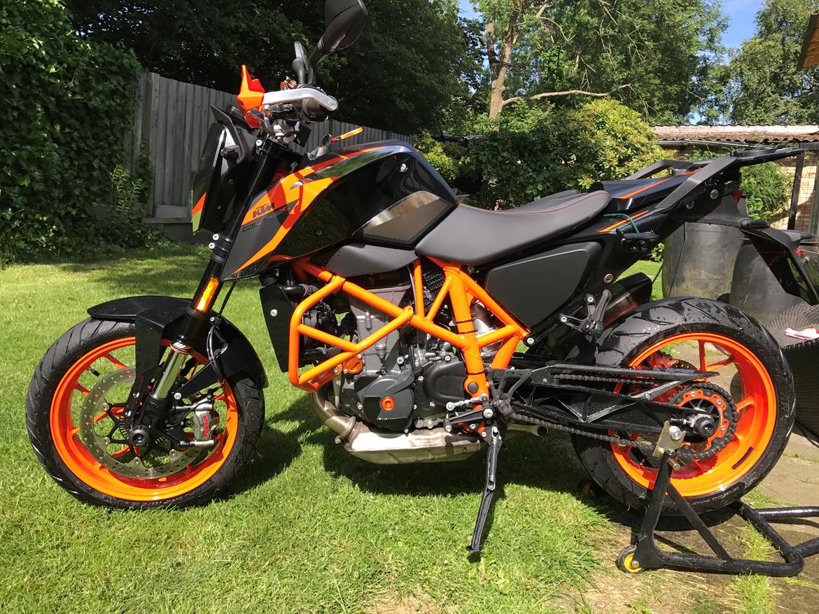 KTM 690 Duke R billede 4