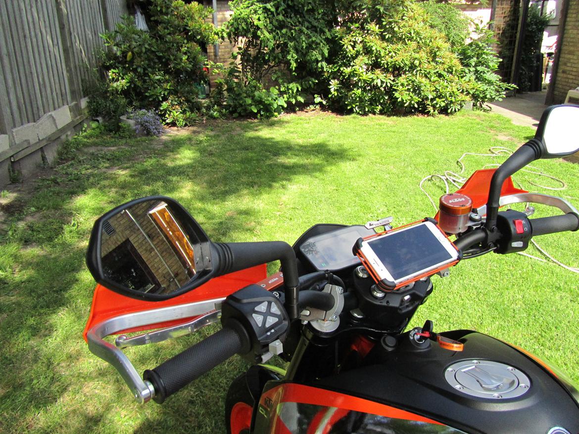KTM 690 Duke R billede 14