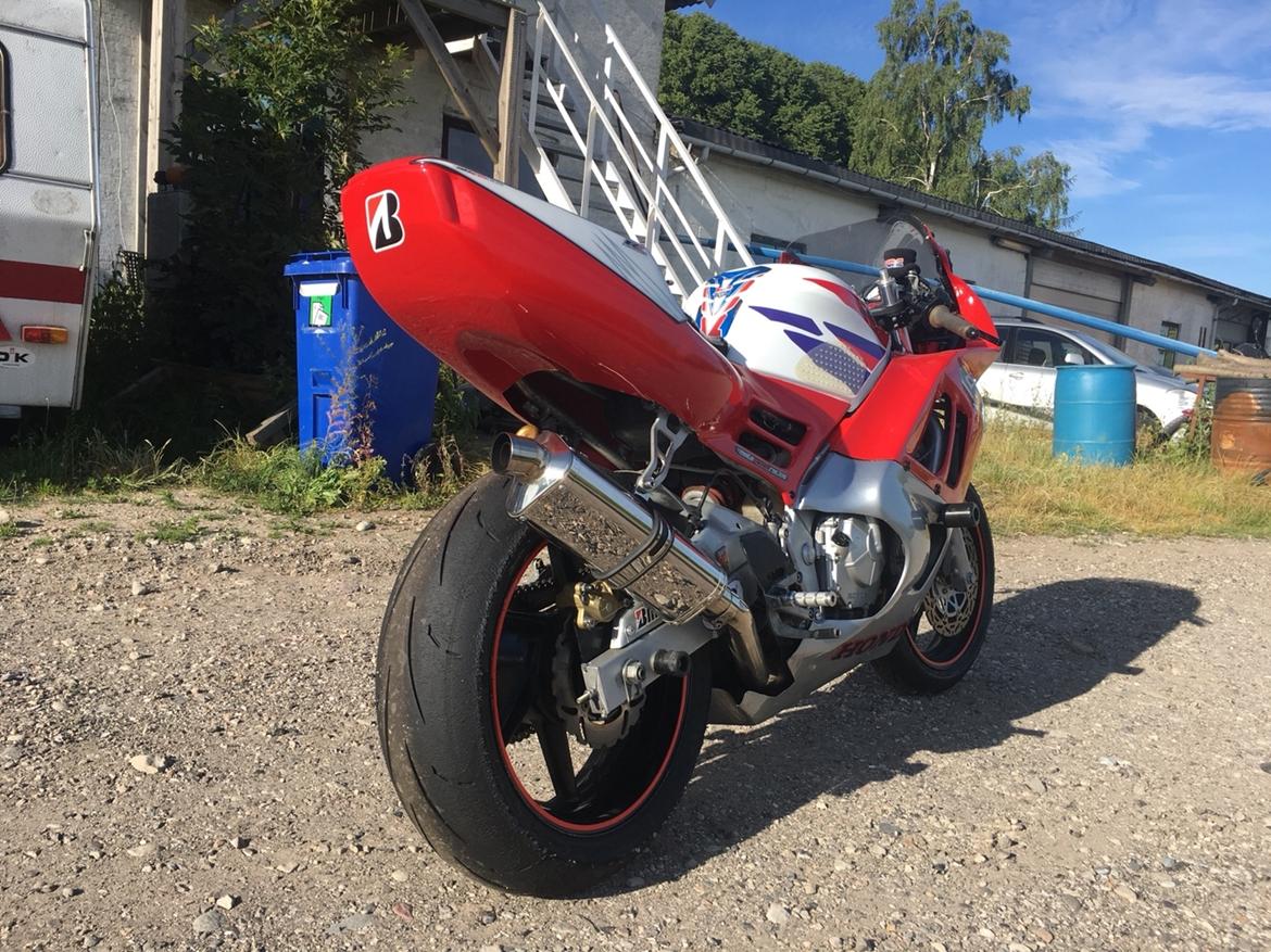 Honda CBR 600 F3 (PC31) - Solgt - købt igen billede 4