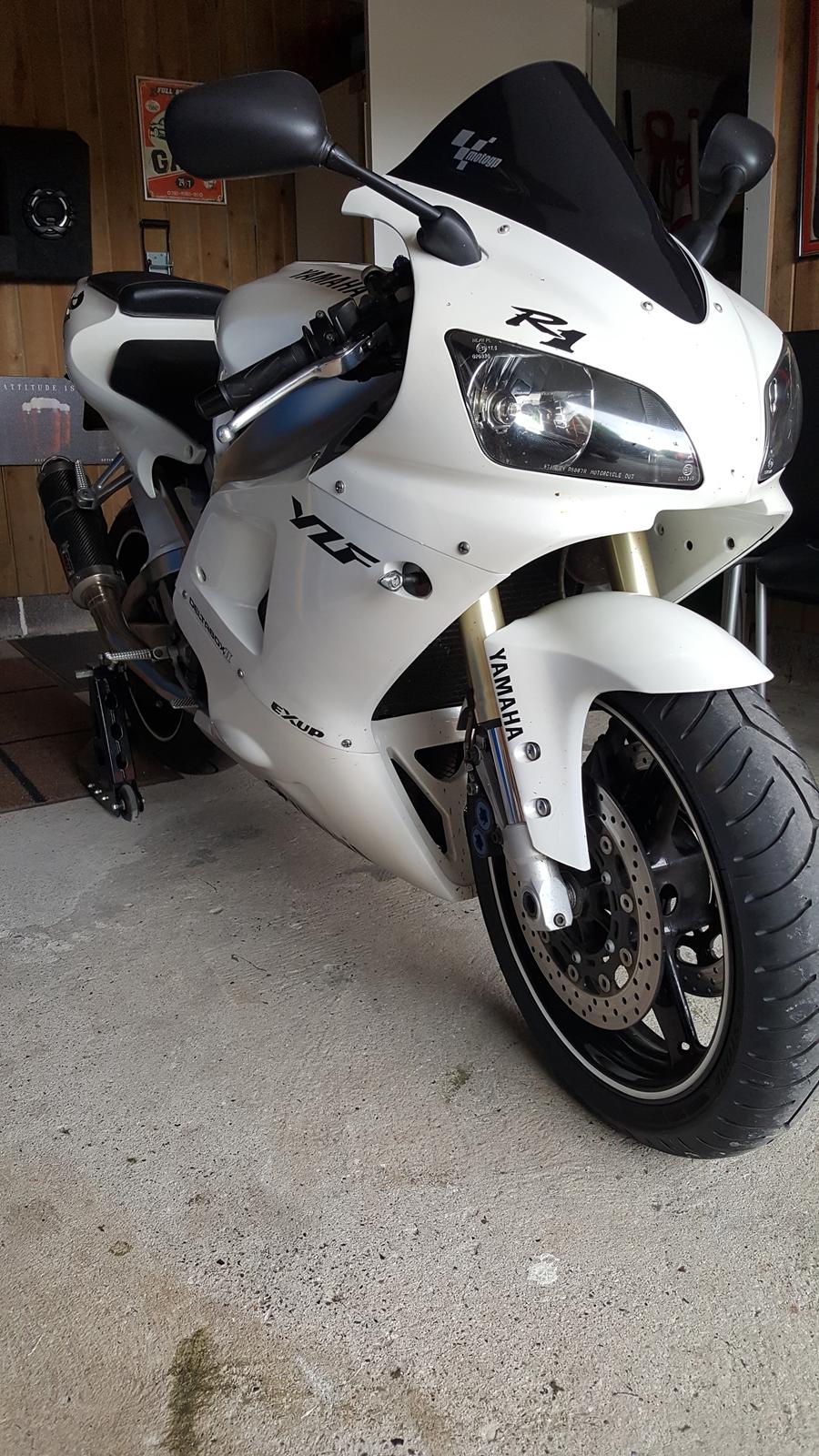 Yamaha YZF R1 billede 6