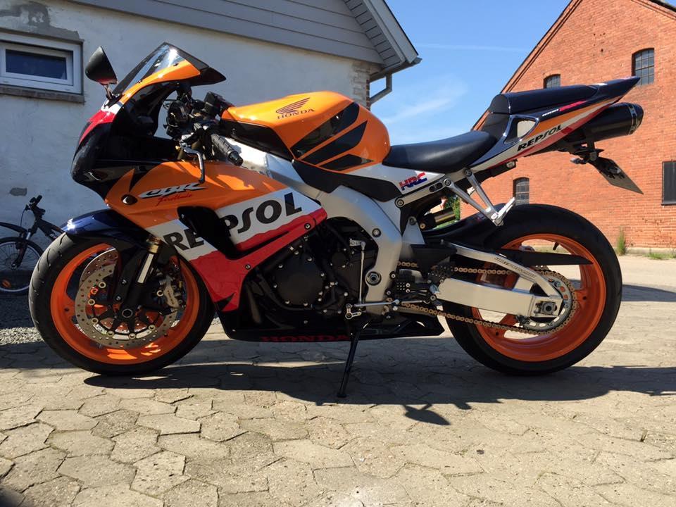 Honda Cbr 1000RR "REPSOL" billede 2