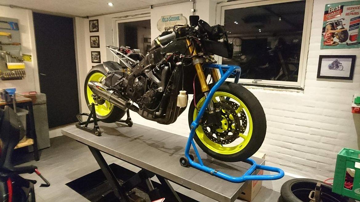 Yamaha R6 - Baneracer  billede 9
