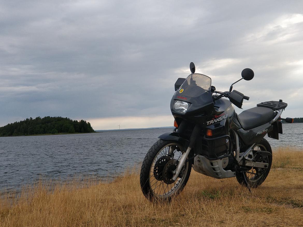 Honda XL 600 V Transalp PD10 - 11/7-17 - På en strand nær Karlstad, Sverige billede 4