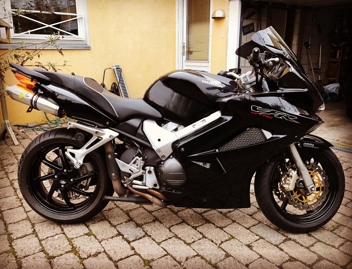 Honda VFR 800 billede 1