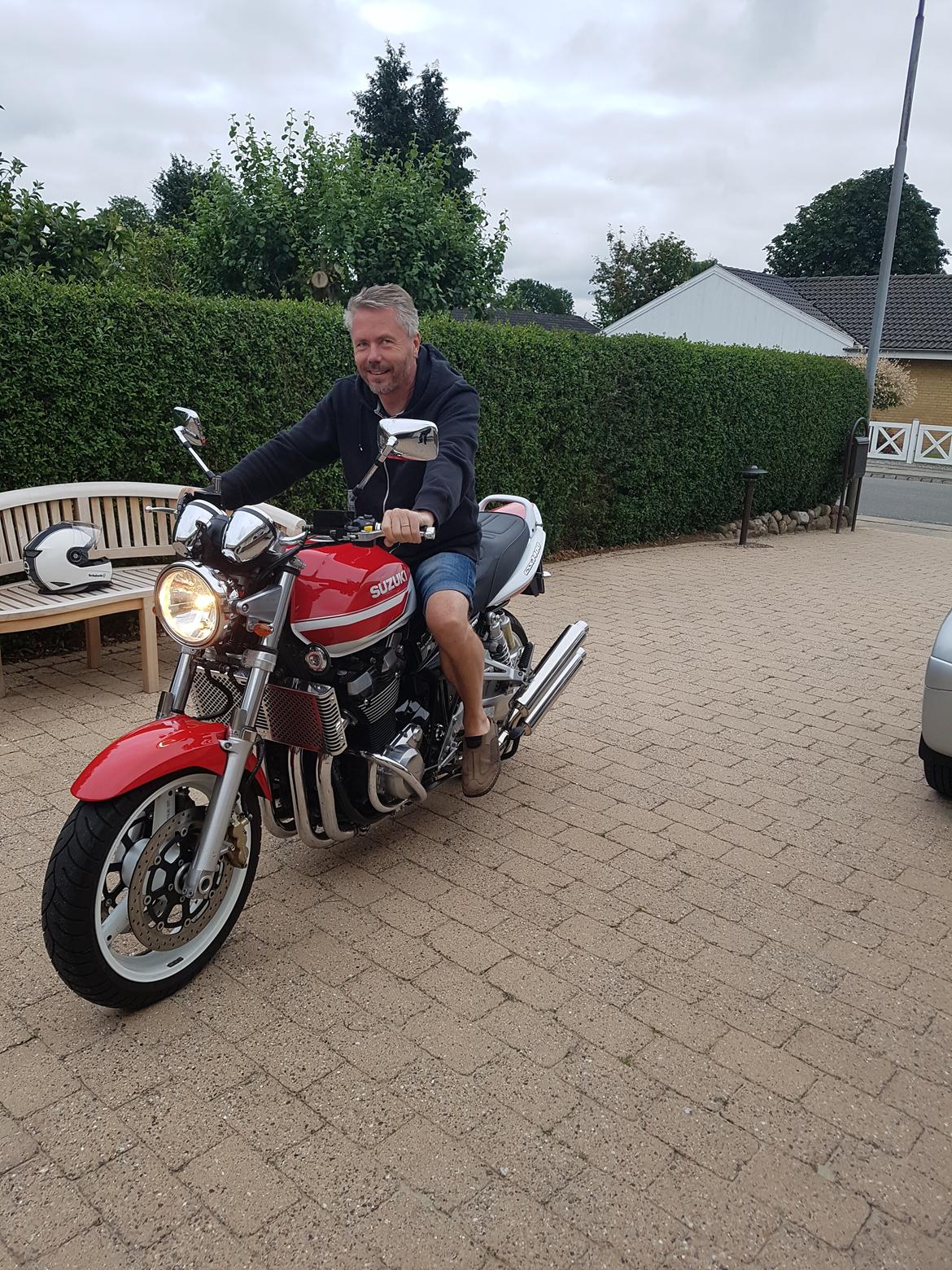 Suzuki gsx 1400 billede 6