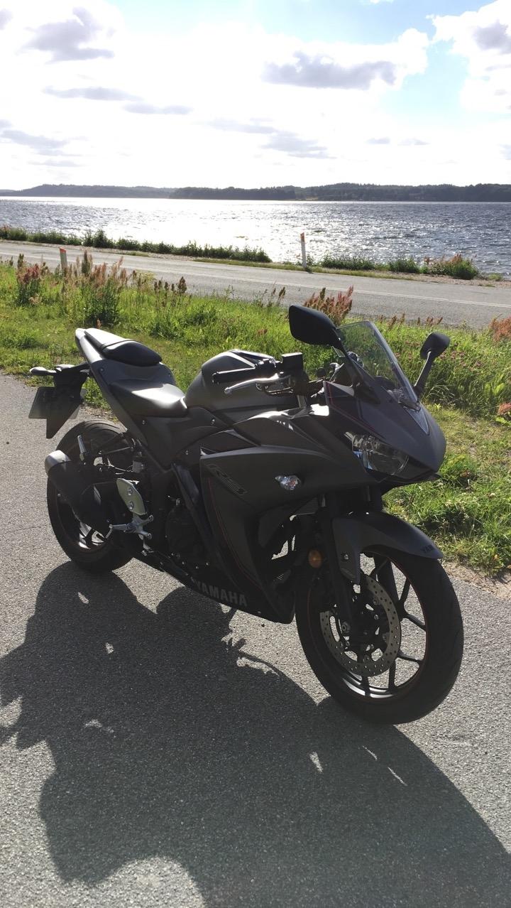 Yamaha YZF R3 billede 3