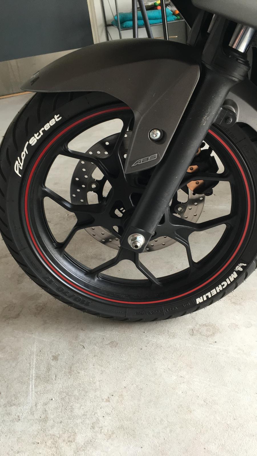 Yamaha YZF R3 billede 6