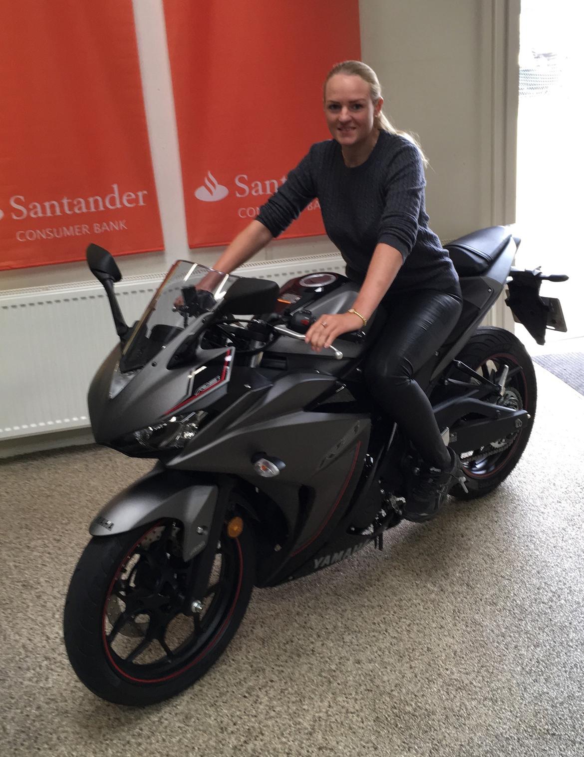 Yamaha YZF R3 billede 2