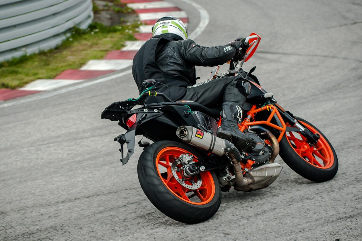 KTM 690 Duke R billede 36