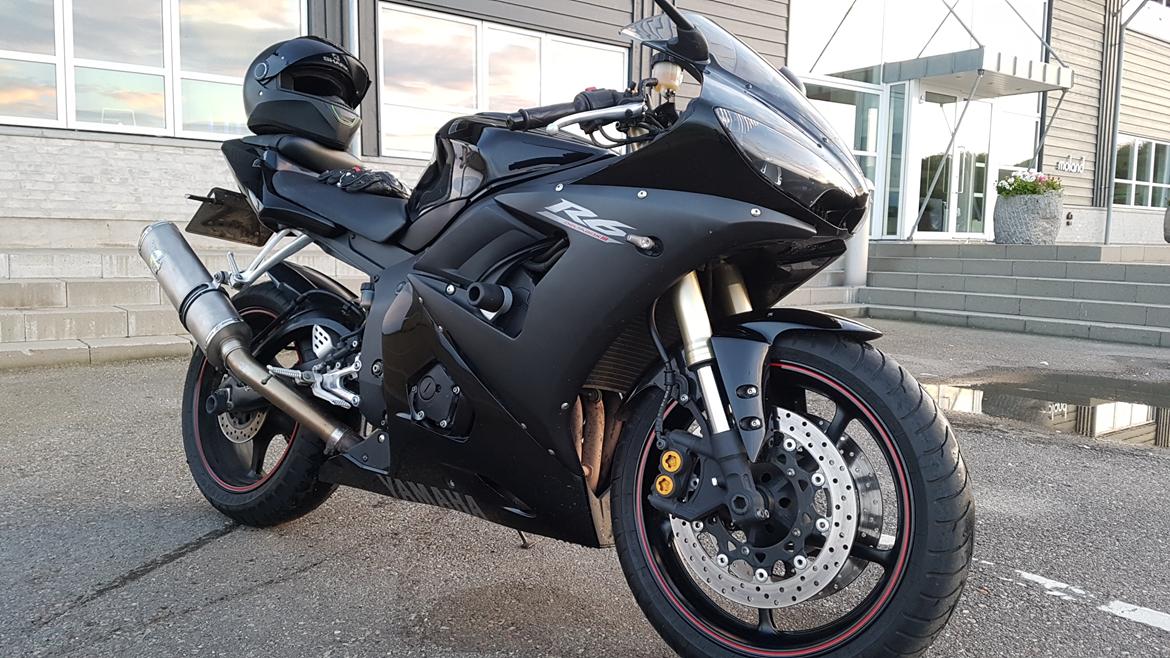 Yamaha r6 billede 1