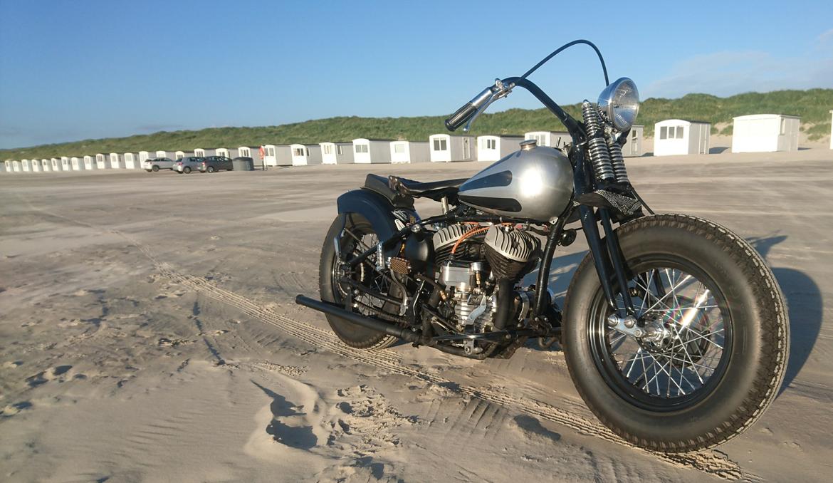 Harley Davidson WLA Bobber billede 1