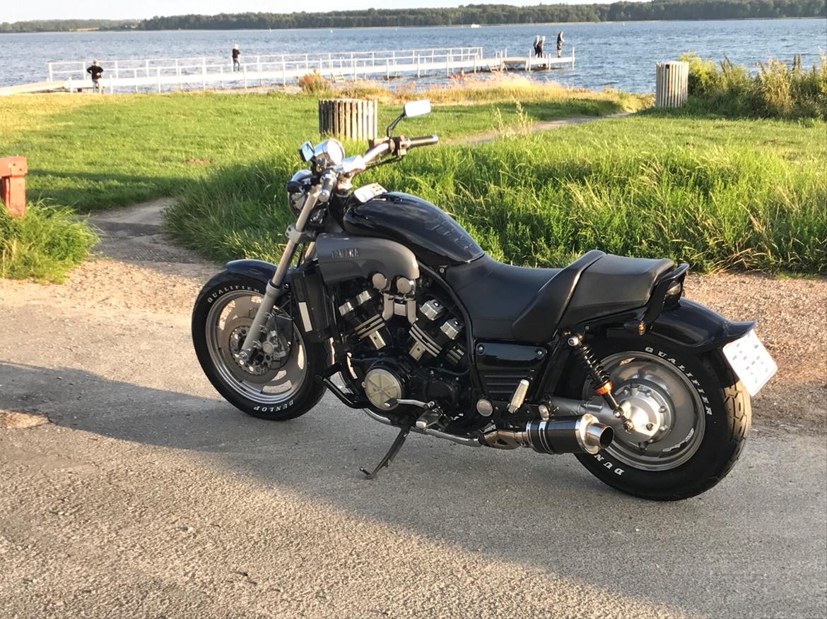 Yamaha Vmax billede 1