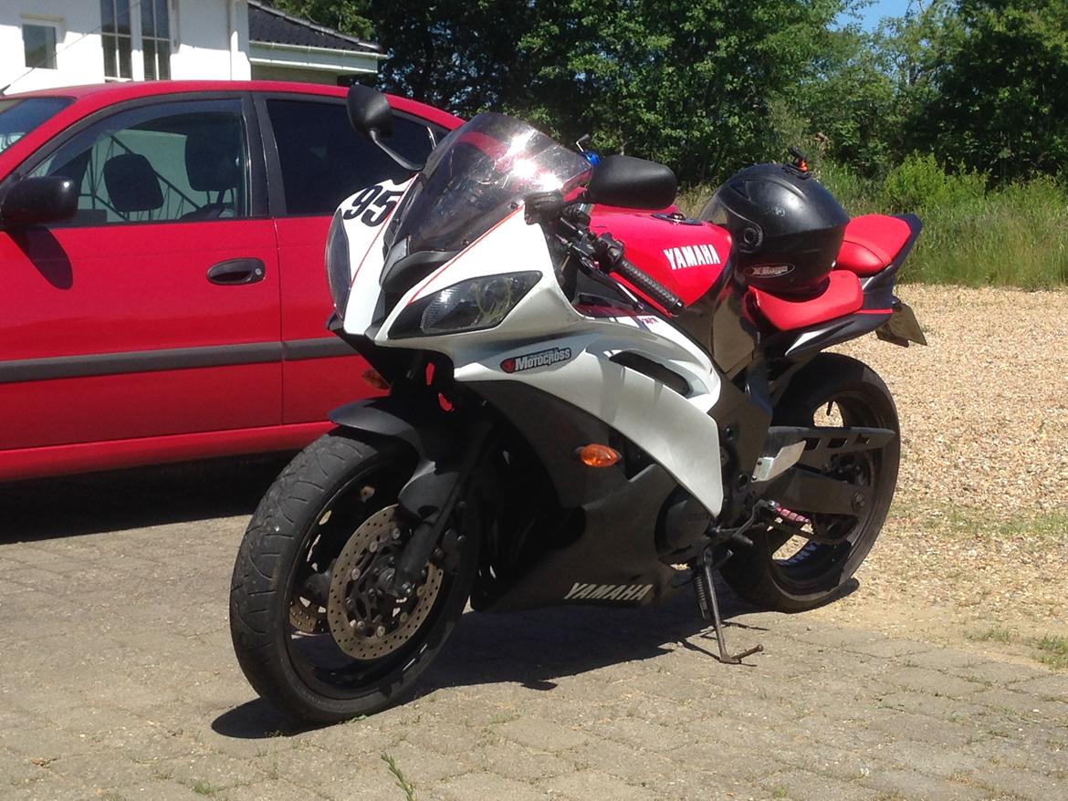 Yamaha FZR600 billede 4